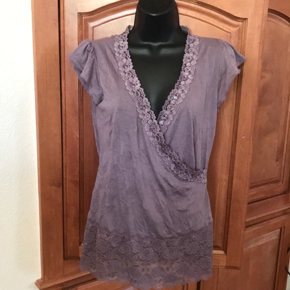 Vol 1 Beaded Lace Sleeveless Blouse - Picture 1 of 5